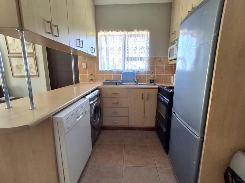 4 Bedroom Property for Sale in Britannia Bay Western Cape